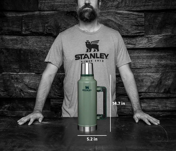 STANLEY CLASSIC LEGENDARY VACUUM INSULATED BOTTLE 2 QT 7 STANLEY CLASSIC LEGENDARY VACUUM INSULATED BOTTLE 2 QT