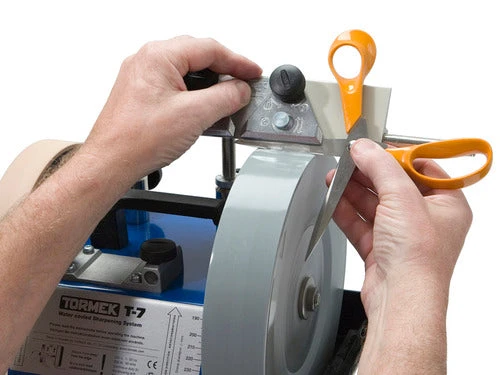 Tormek Scissors Jig 1 Tormek Scissors Jig