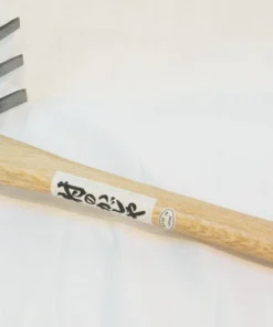 Gyokucho KUSAKICHI Ika Hoe (390mm) Wood Handle Home, Farm & Garden