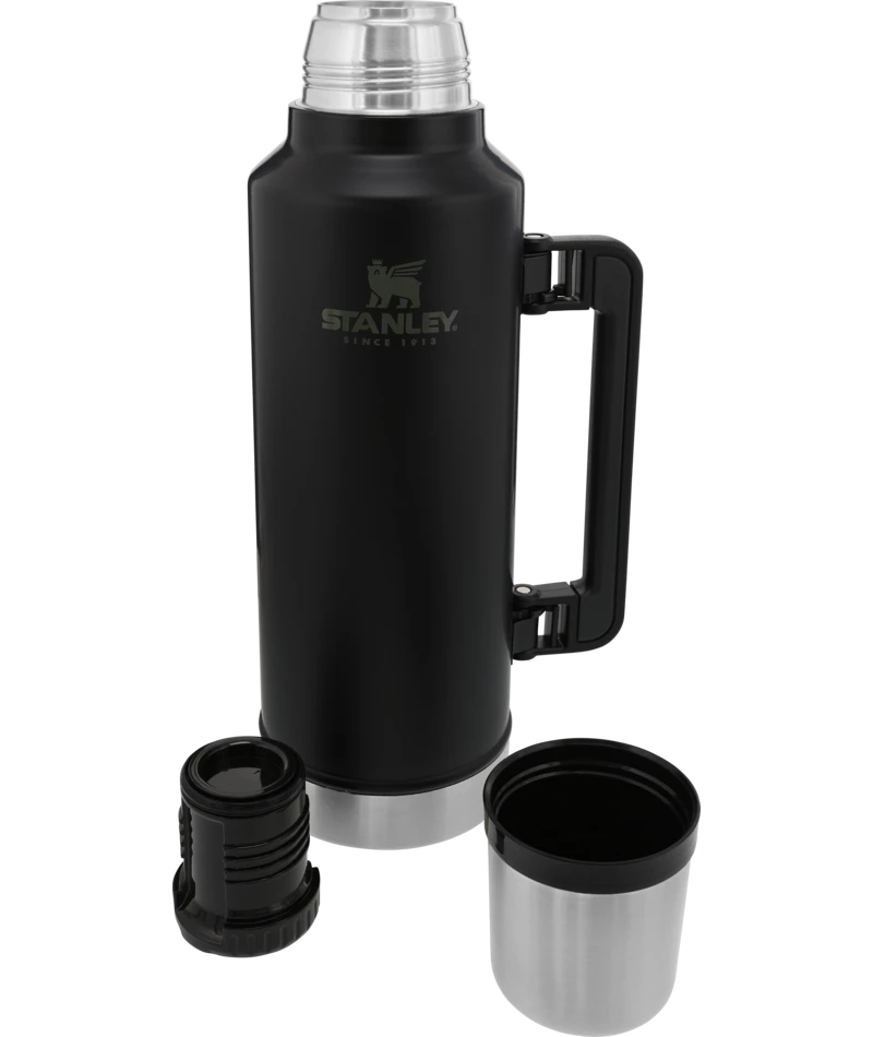 STANLEY CLASSIC LEGENDARY VACUUM INSULATED BOTTLE 2 QT 6 STANLEY CLASSIC LEGENDARY VACUUM INSULATED BOTTLE 2 QT