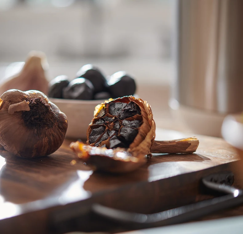 Roots & Harvest Black Garlic Multi-Purpose Fermenter 2 Roots & Harvest Black Garlic Multi-Purpose Fermenter