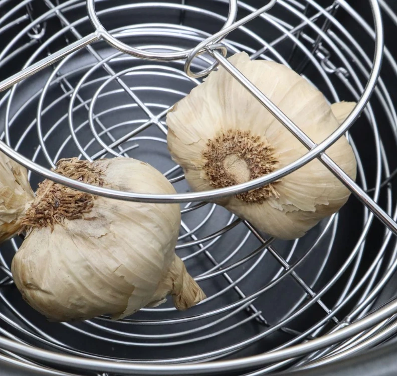 Roots & Harvest Black Garlic Multi-Purpose Fermenter 4 Roots & Harvest Black Garlic Multi-Purpose Fermenter