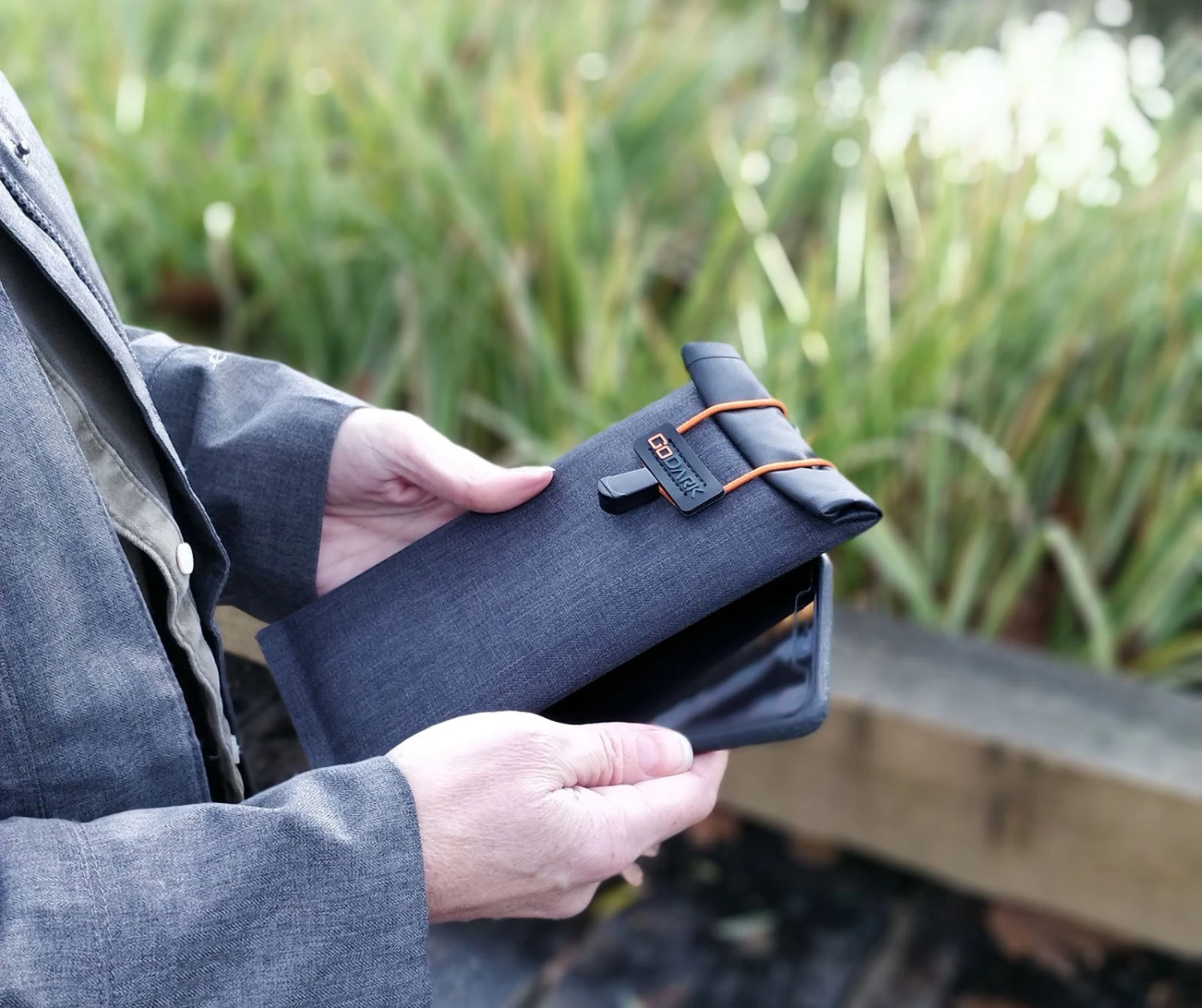 GoDark Faraday Bags For Phones And Tablets Gear 12 GoDark Faraday Bags For Phones And Tablets Gear