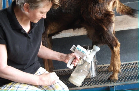 EZ - UDDERLY EZ HAND GOAT MILKERS 2 EZ - UDDERLY EZ HAND GOAT MILKERS