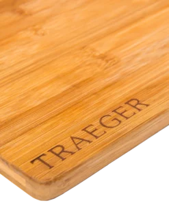 TRAEGER MAGNETIC BAMBOO CUTTING BOARD Traeger Accessories