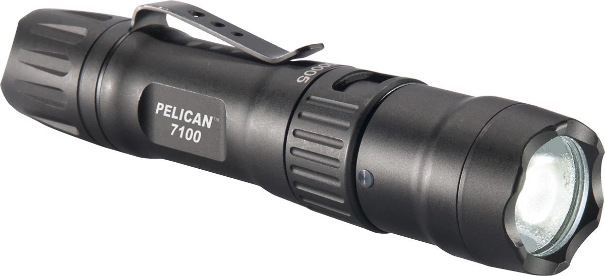 Flashlights Pelican 7100 Tactical Flashlight 1 Flashlights Pelican 7100 Tactical Flashlight